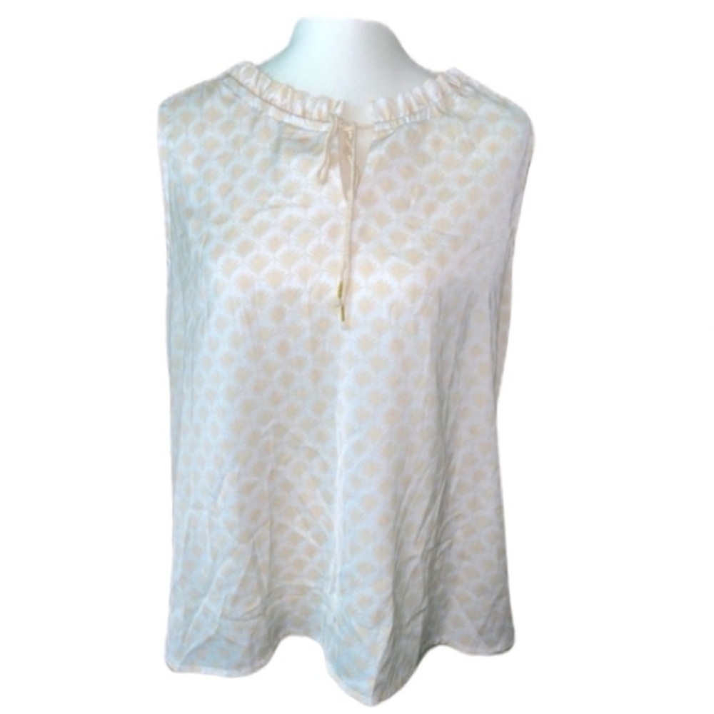 NWT LC Lauren Conrad Women’s sleeveless top, swept ashore ruffle neckline shell